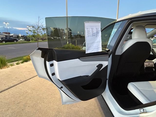 Used 2026 Tesla Model Y Long Range AWD/4WD image 22