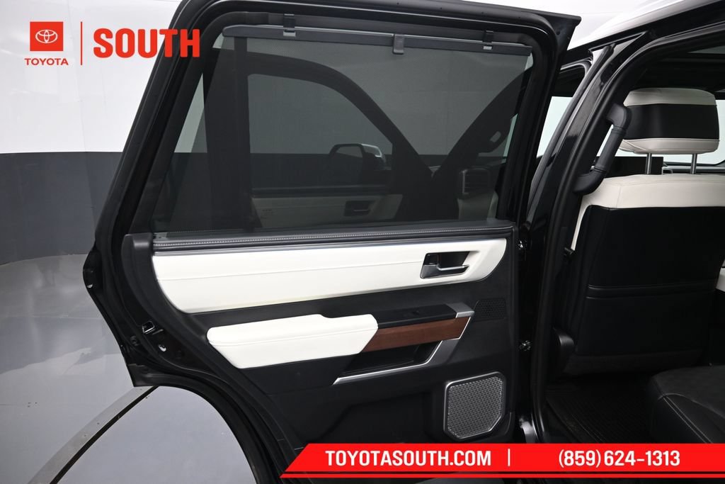 Used 2024 Toyota Sequoia Capstone AWD/4WD image 32