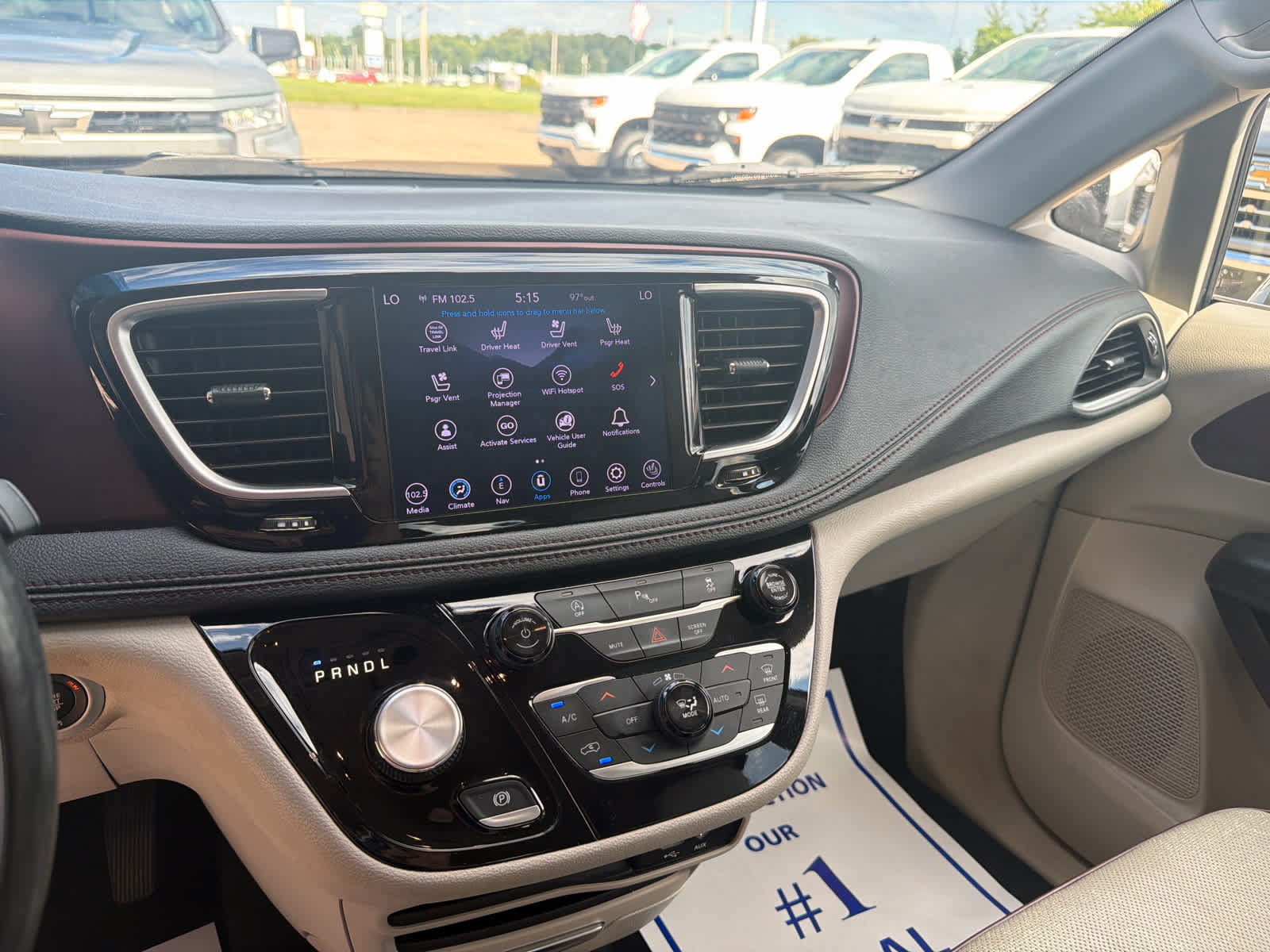 Used 2020 Chrysler Pacifica Limited FWD image 20