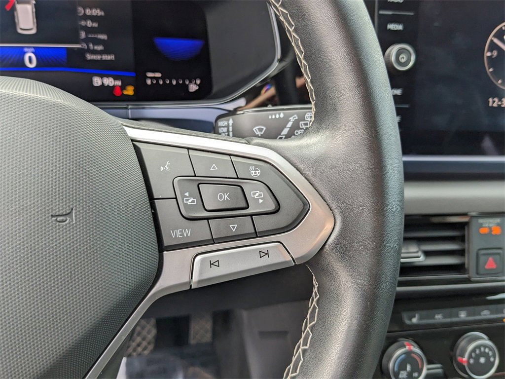 Certified 2023 Volkswagen Taos SE image 33