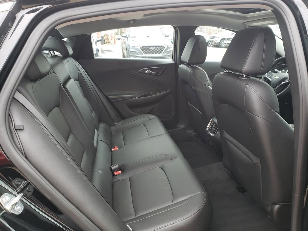 Used 2022 Chevrolet Malibu Premier FWD image 21