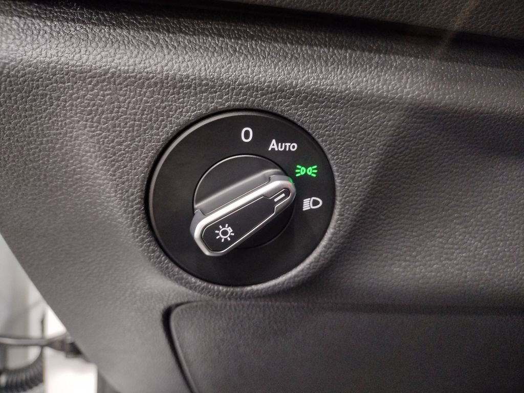 Used 2025 Volkswagen Jetta S image 21