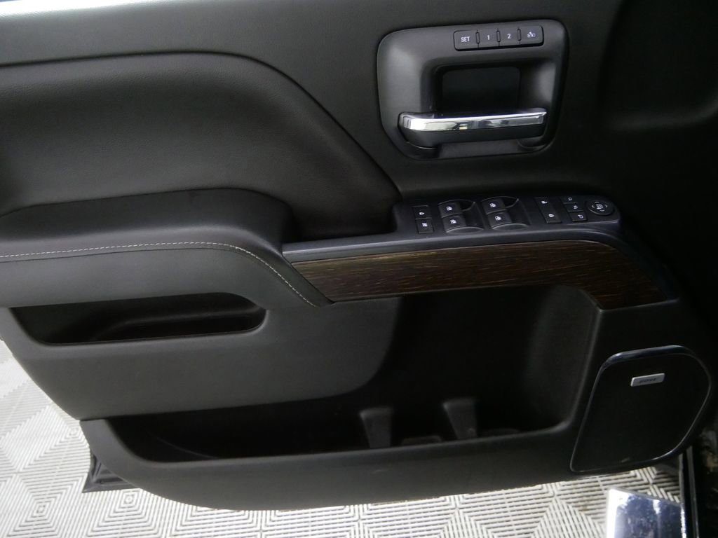 Used 2019 GMC Sierra 2500 Denali w/ Duramax Plus Package image 15