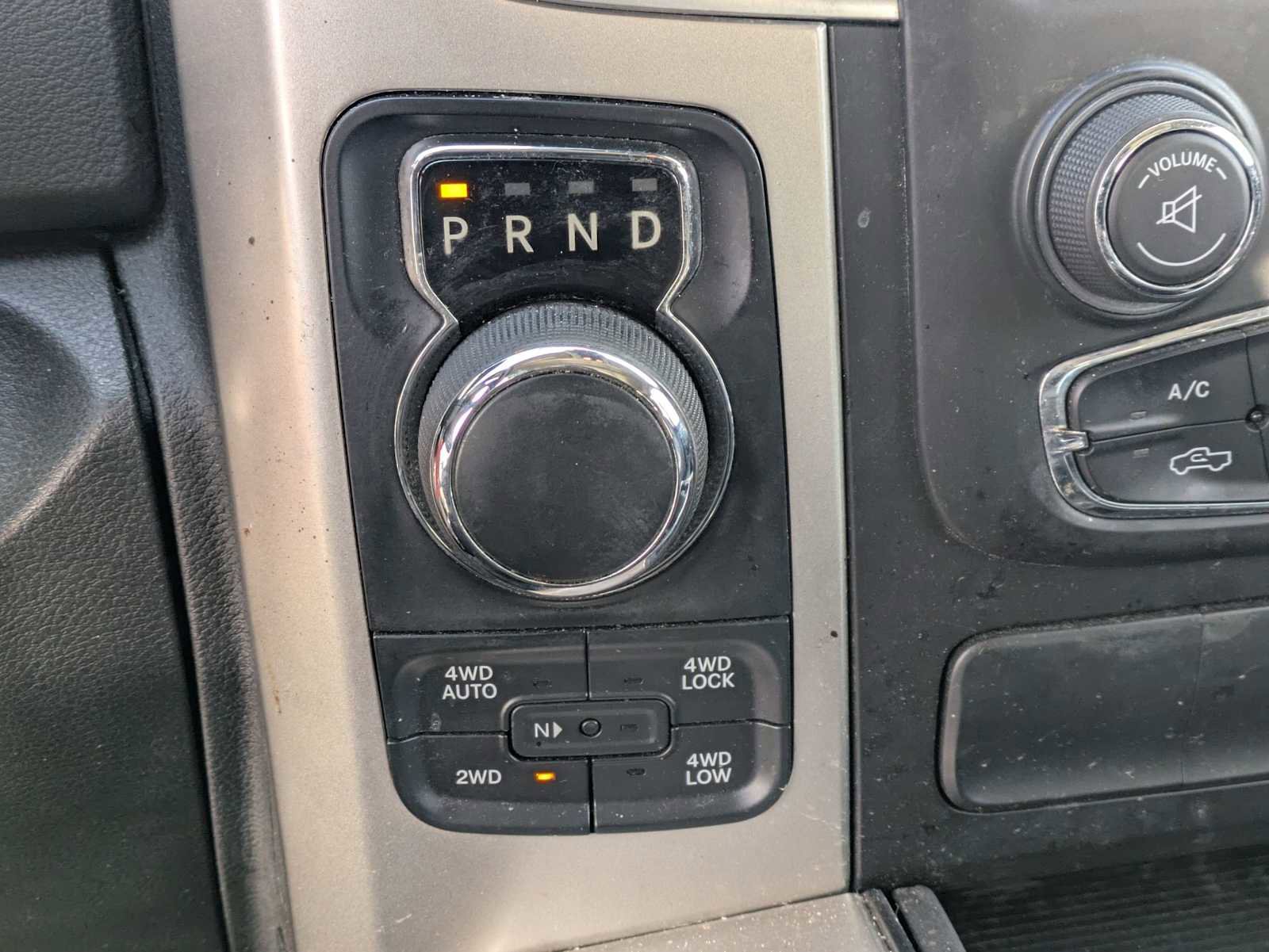 Used 2019 RAM 1500 Lone Star image 27