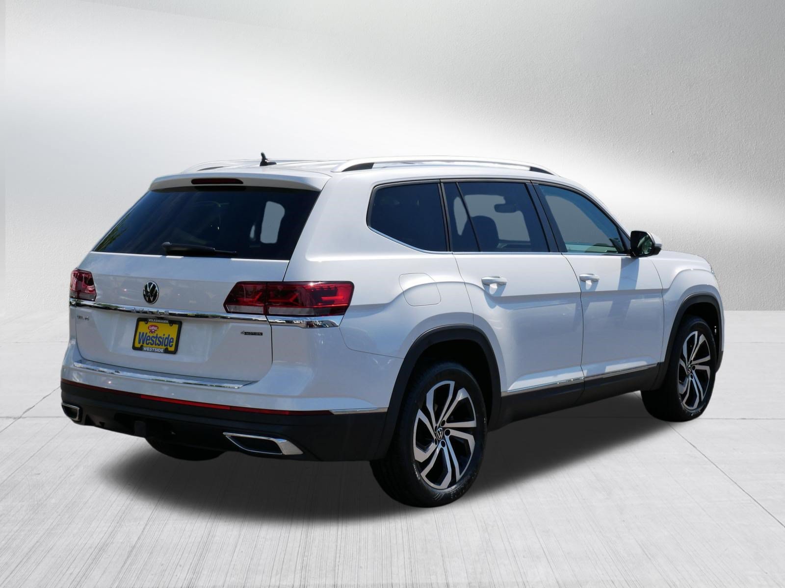 Used 2023 Volkswagen Atlas SEL AWD/4WD image 7