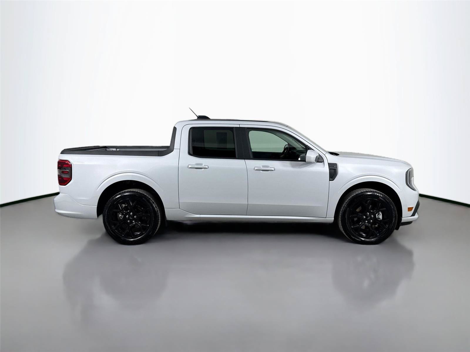 Used 2026 Ford Maverick Lobo AWD/4WD image 10
