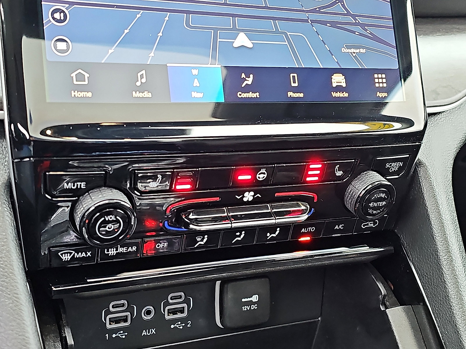 Used 2023 Jeep Grand Cherokee Limited image 17