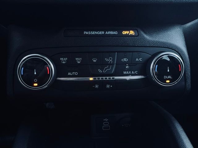 Used 2025 Ford Escape Active image 31