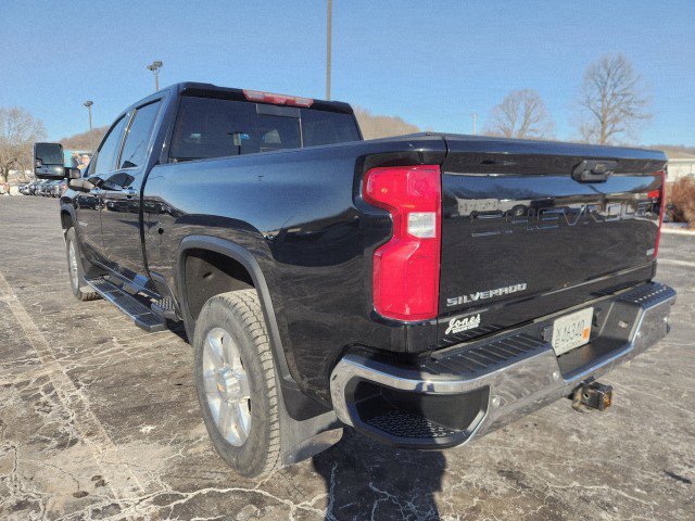 Used 2021 Chevrolet Silverado 3500 LTZ w/ LTZ Plus Package image 3
