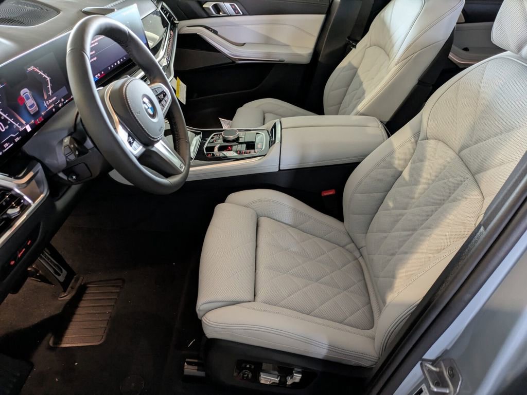 New 2026 BMW X5 sDrive40i RWD image 10