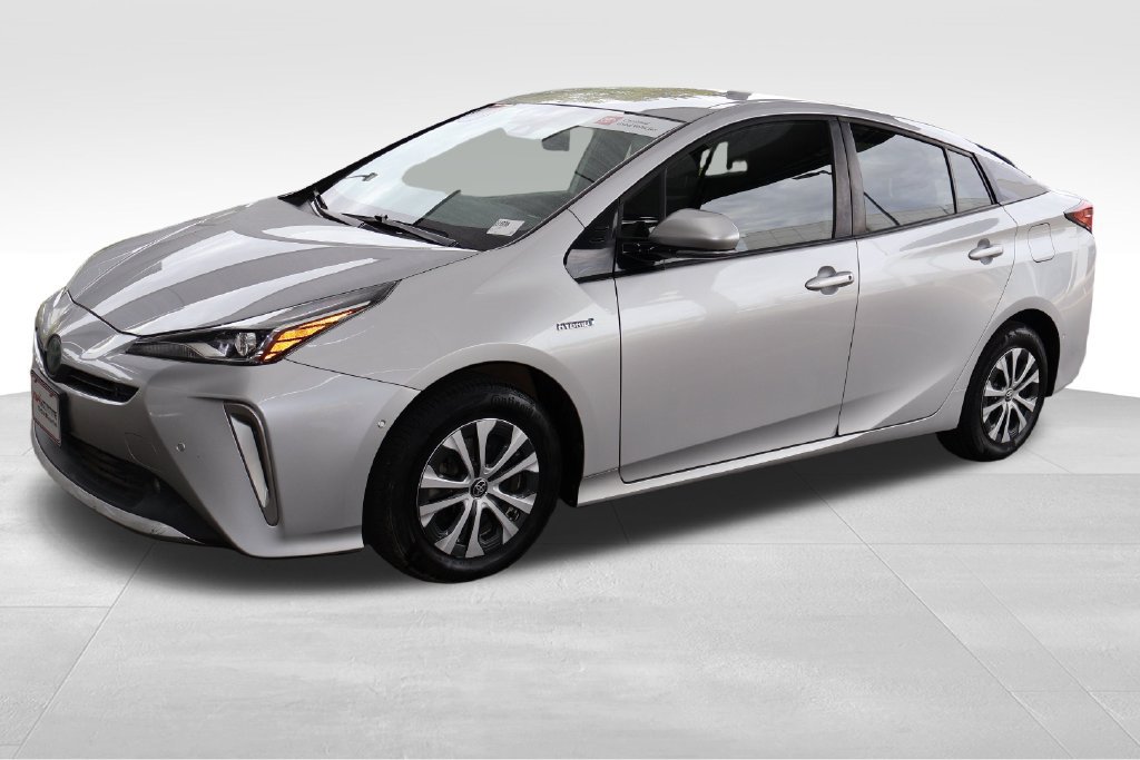 Certified 2020 Toyota Prius LE AWD/4WD image 9