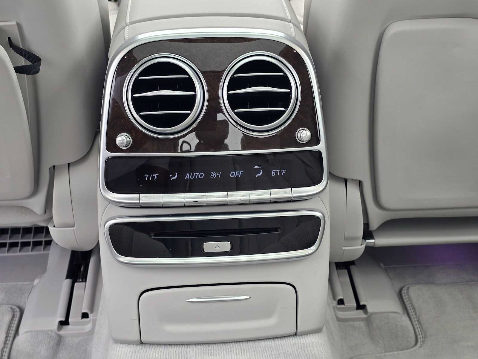 Used 2015 Mercedes-Benz S 65 AMG Sedan image 19