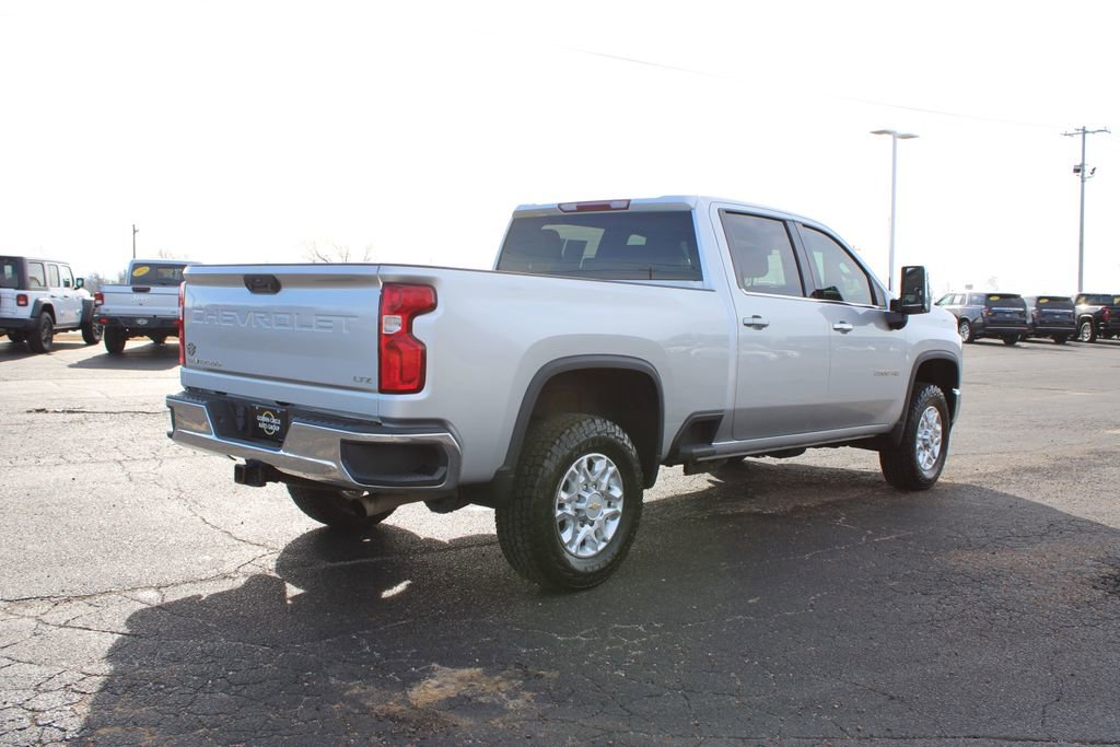 Used 2022 Chevrolet Silverado 2500 LTZ w/ Z71 Off-Road Package image 9
