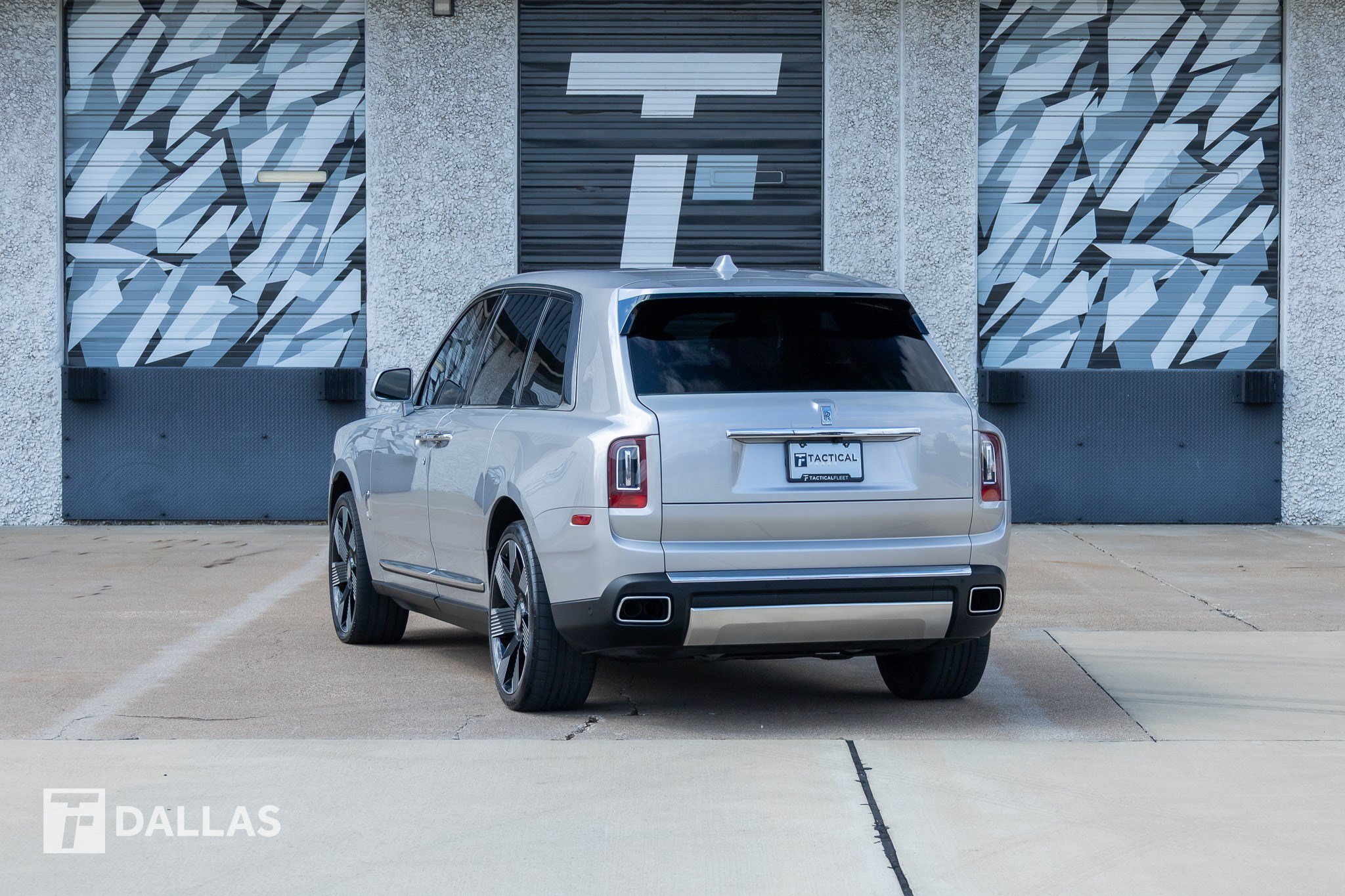 Used 2020 Rolls-Royce Cullinan AWD/4WD image 11