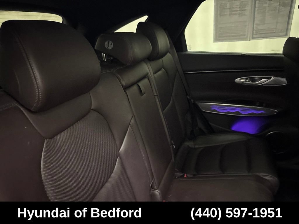 Used 2022 Genesis GV70 2.5T w/ Advanced Package AWD/4WD image 22