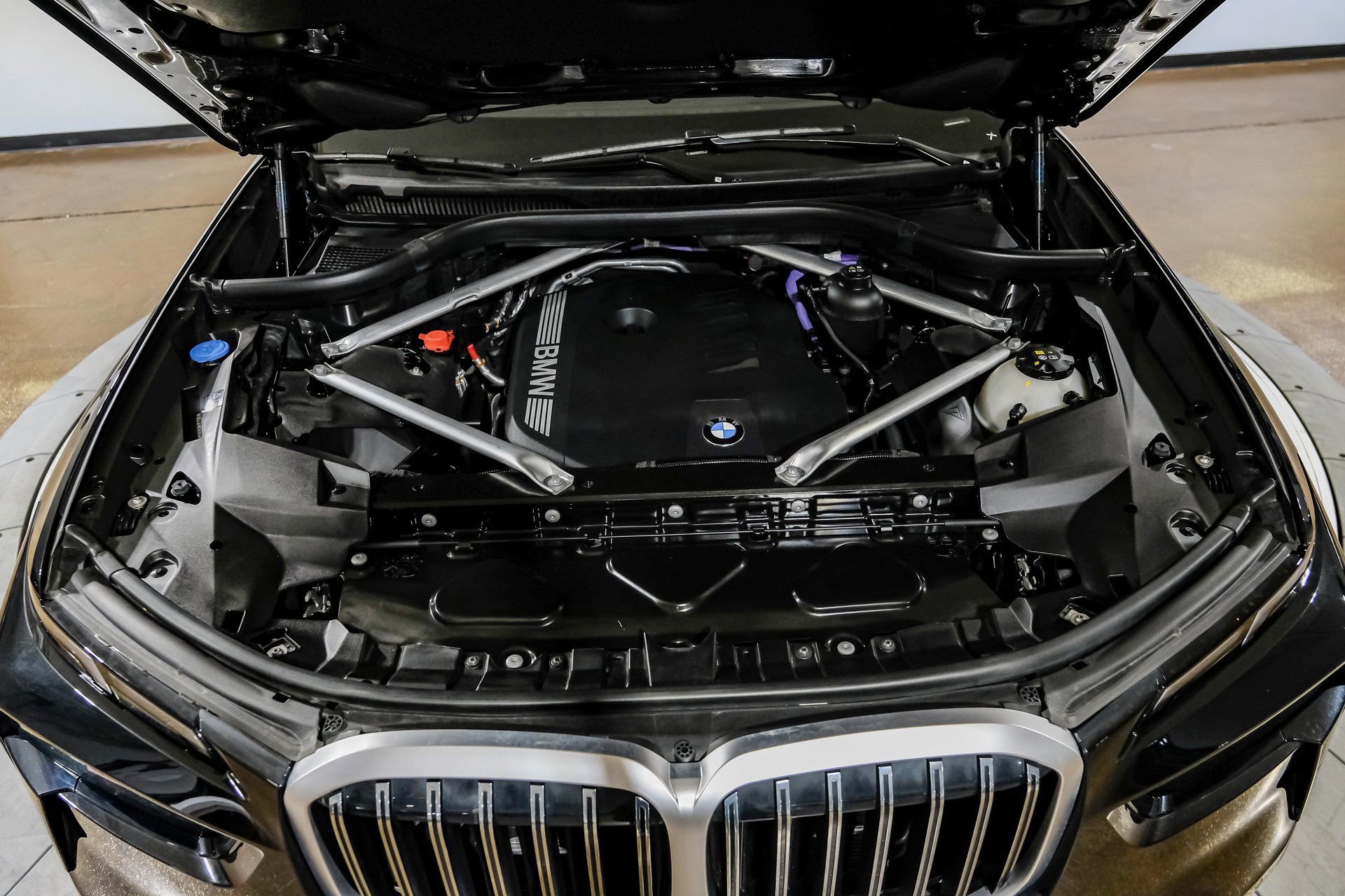 Used 2024 BMW X7 xDrive40i w/ M Sport Package image 56