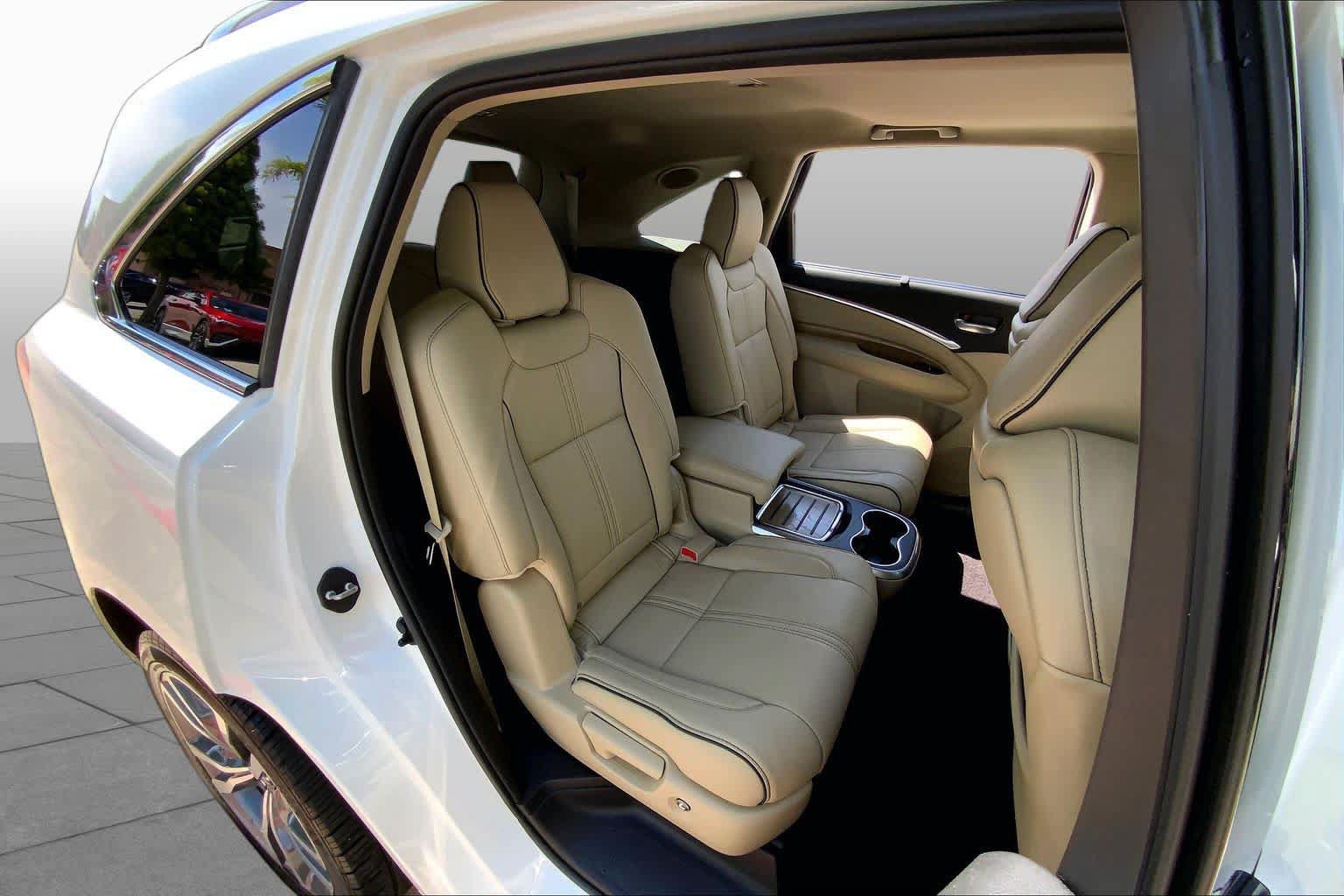 Used 2019 Acura MDX FWD w/ Advance Package image 21