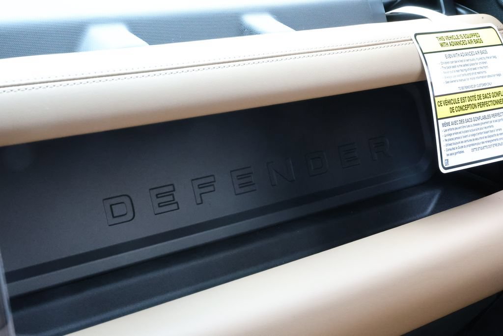 New 2026 Land Rover Defender 110 X-Dynamic SE AWD/4WD image 35