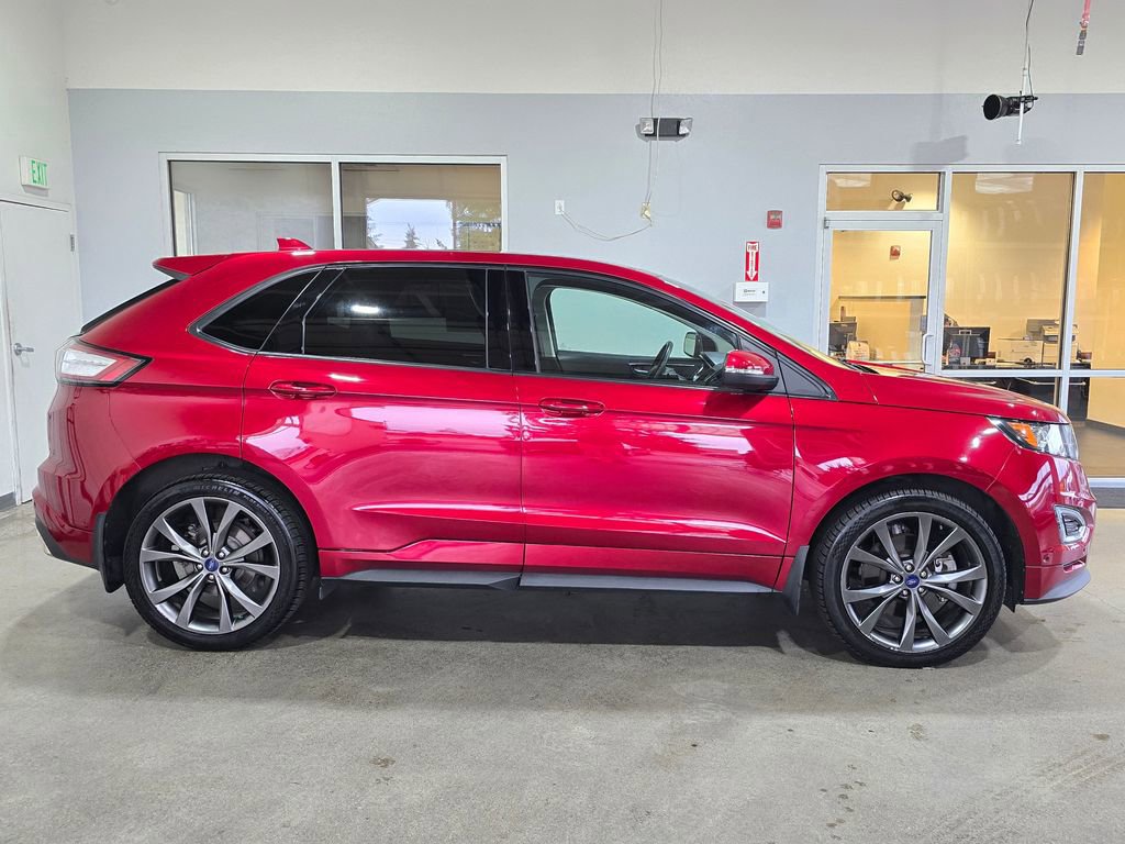 Used 2018 Ford Edge Sport w/ Equipment Group 401A image 4