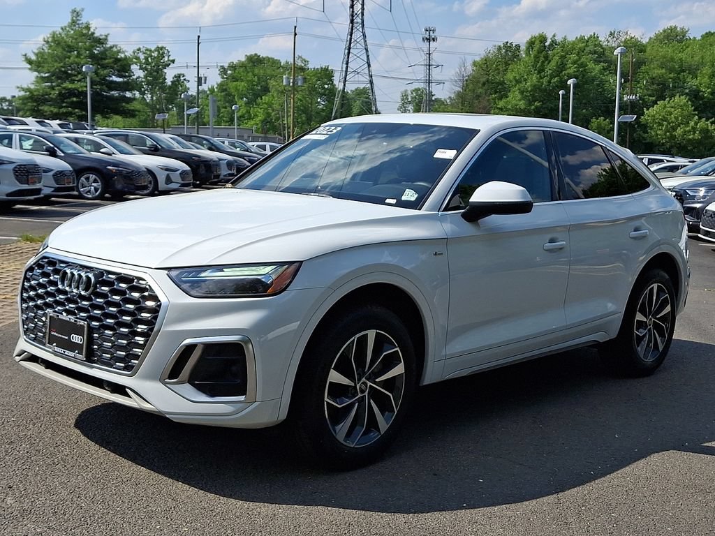 Used 2023 Audi Q5 2.0T Premium Plus w/ Premium Plus Package AWD/4WD image 10