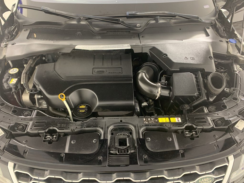 Used 2020 Land Rover Range Rover Evoque SE image 11