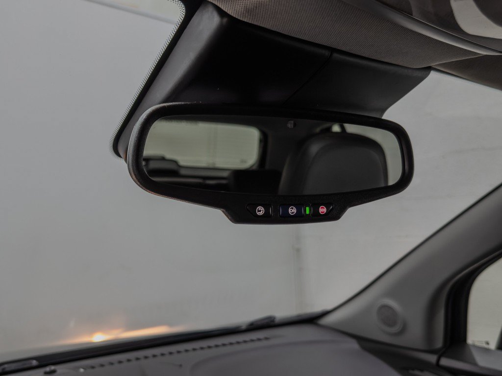 Used 2020 Chevrolet Trax Premier FWD image 37