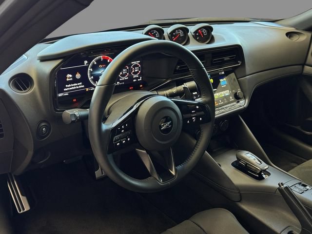 Certified 2024 Nissan Z Performance w/ Heritage Edition RWD image 4
