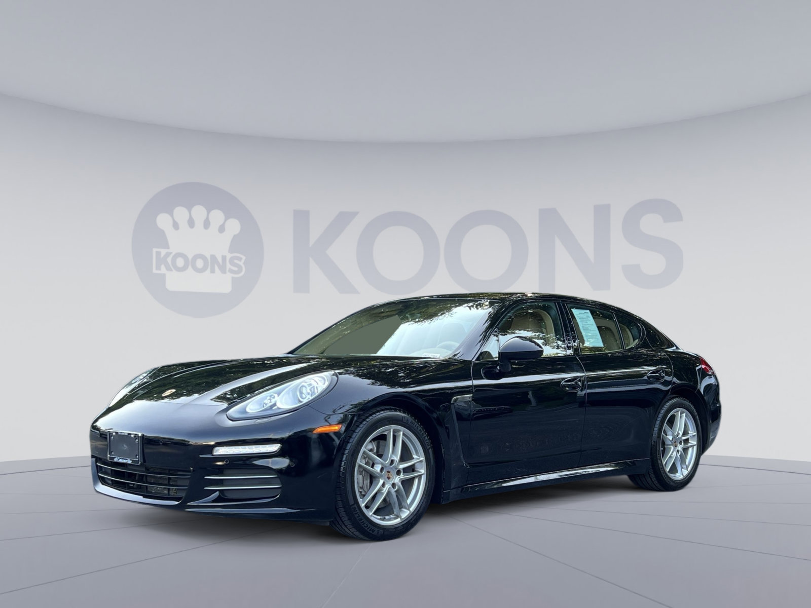 Used 2014 Porsche Panamera 4 AWD/4WD image 5