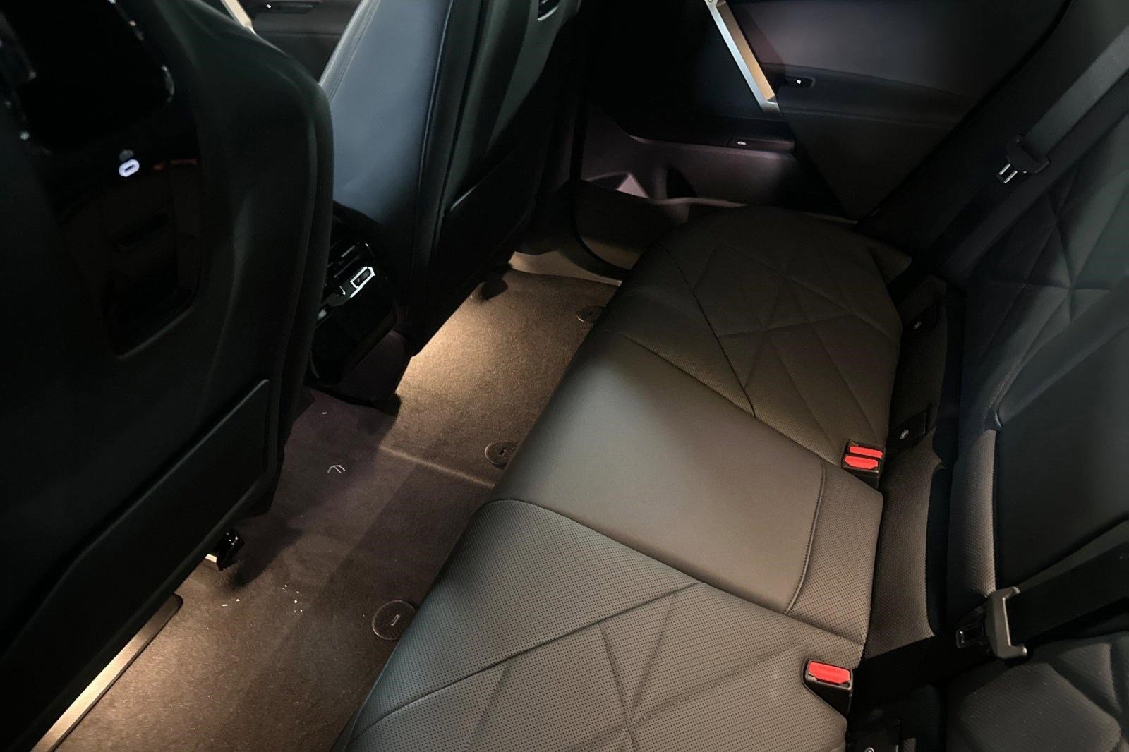 Used 2026 BMW iX xDrive45 image 21