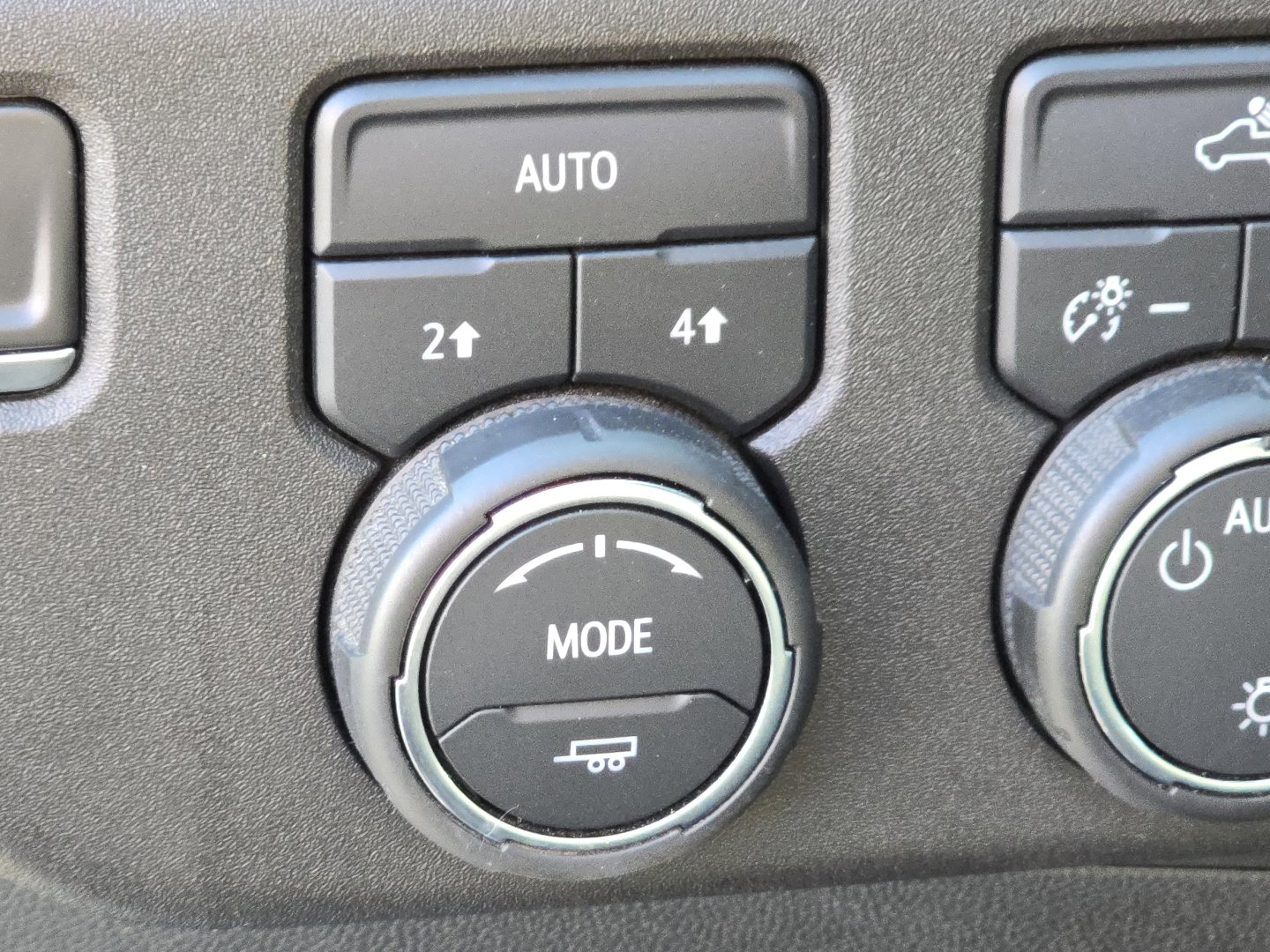 Certified 2022 Chevrolet Silverado 1500 LT image 10