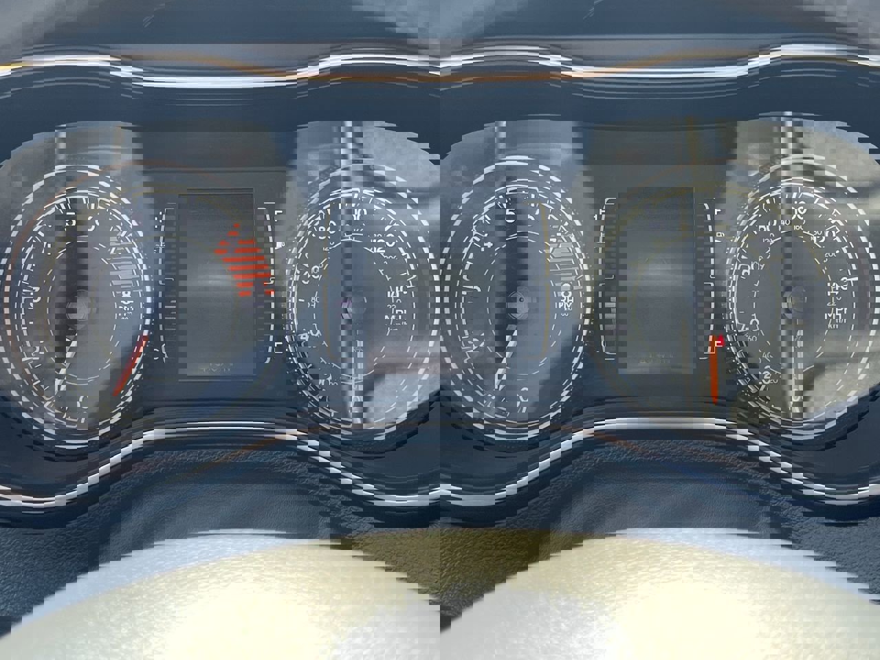 Used 2021 Jeep Cherokee Latitude Lux w/ Sun & Sound Group image 10