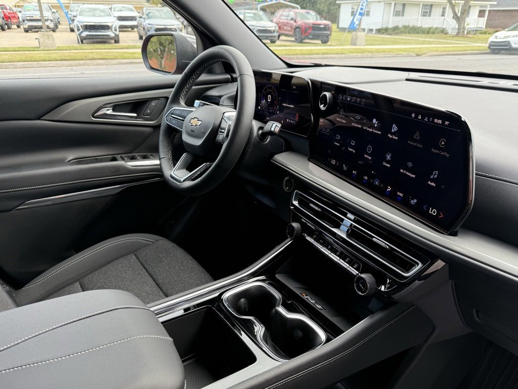 New 2026 Chevrolet Traverse LT w/ LPO, Floor Liner Package image 60