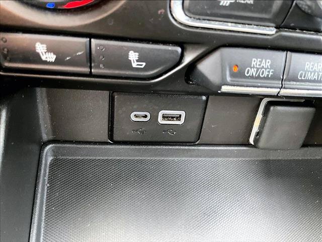 Used 2021 Chevrolet Suburban RST AWD/4WD image 26