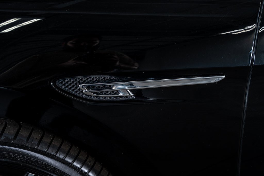 Used 2015 Bentley Flying Spur V8 image 21