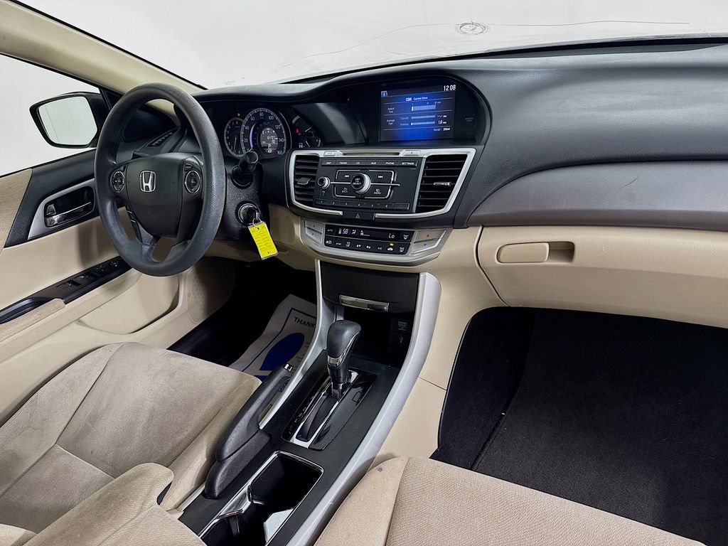 Used 2013 Honda Accord LX image 31