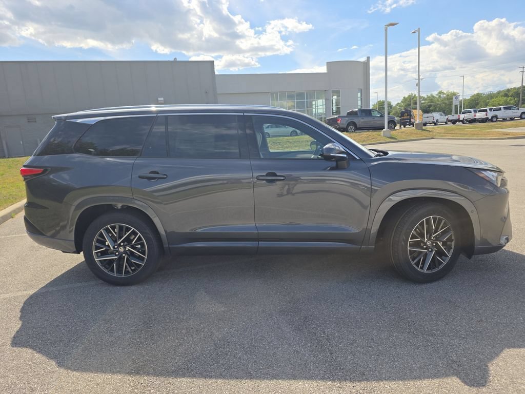 New 2026 Lexus TX 350 AWD image 9