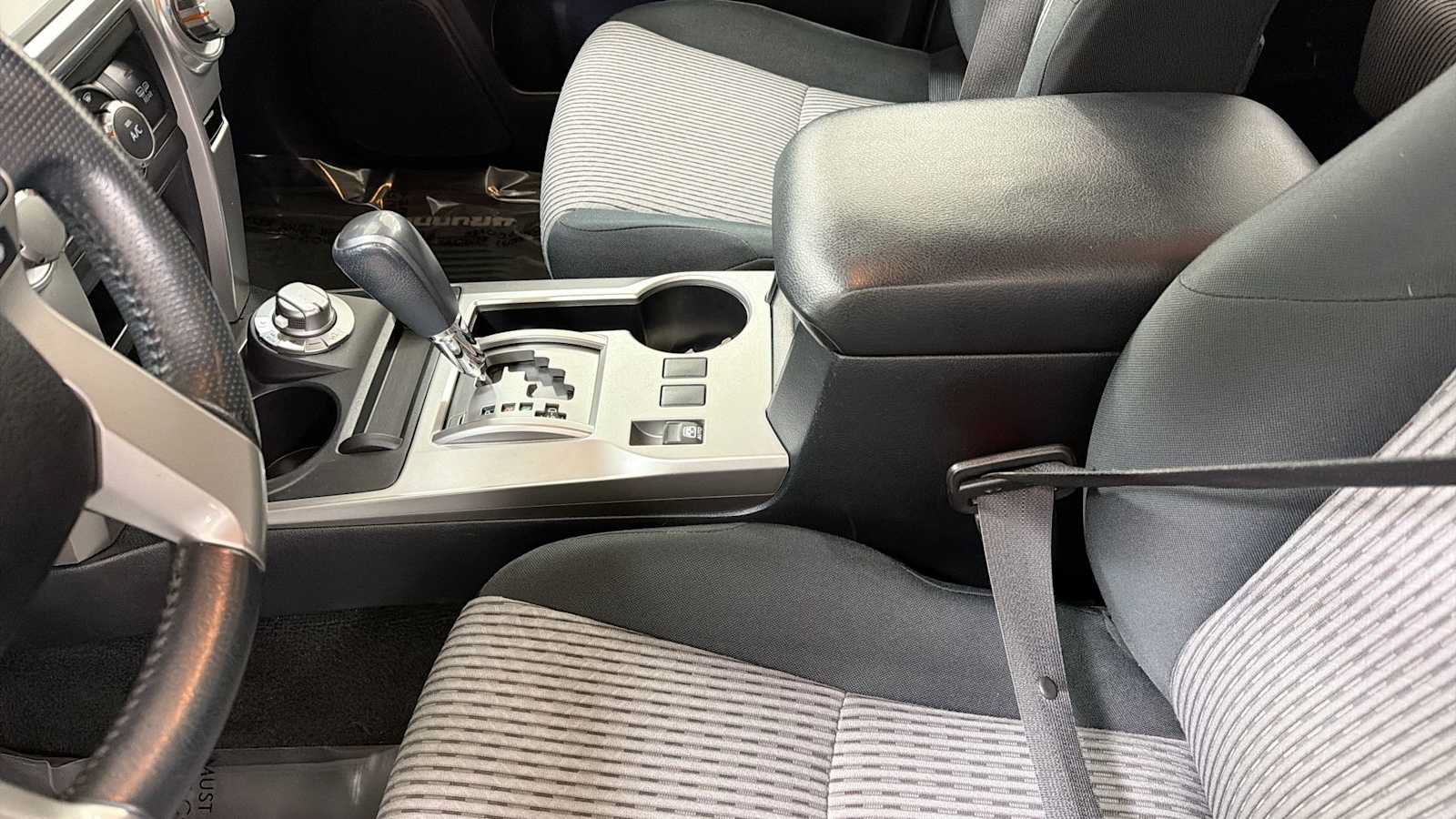 Certified 2016 Toyota 4Runner SR5 AWD/4WD image 23