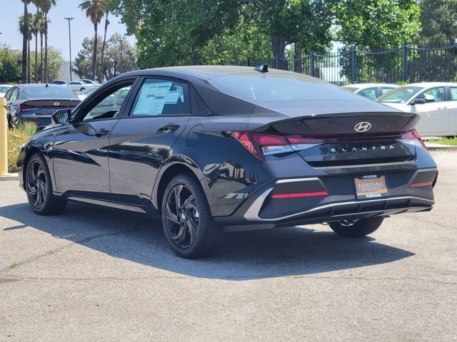 New 2026 Hyundai Elantra Sport FWD image 3