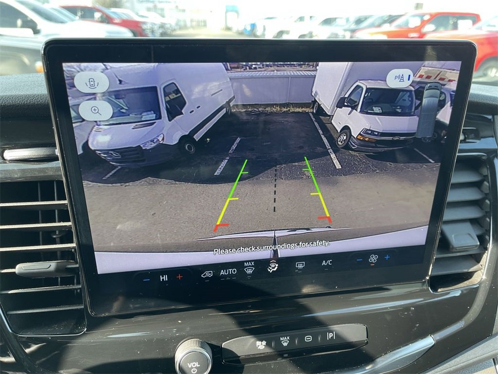 Used 2024 Ford Transit 350 XLT image 7