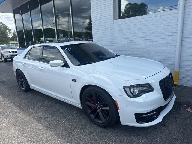 Used 2023 Chrysler 300 C RWD image 3