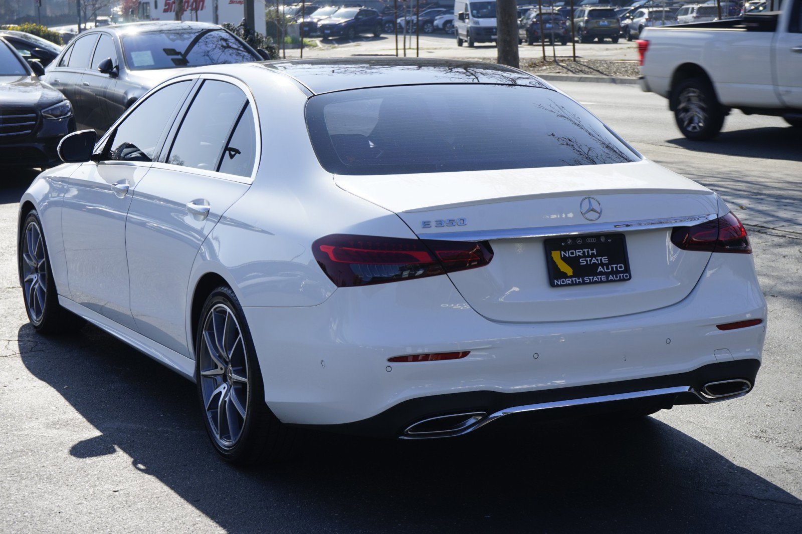 Used 2022 Mercedes-Benz E 350 Sedan w/ AMG Line Exterior image 10
