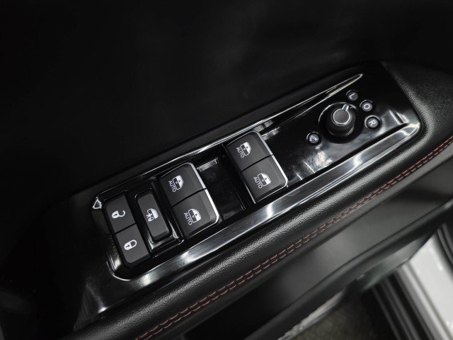 Used 2025 Jeep Wagoneer S Limited AWD/4WD image 30