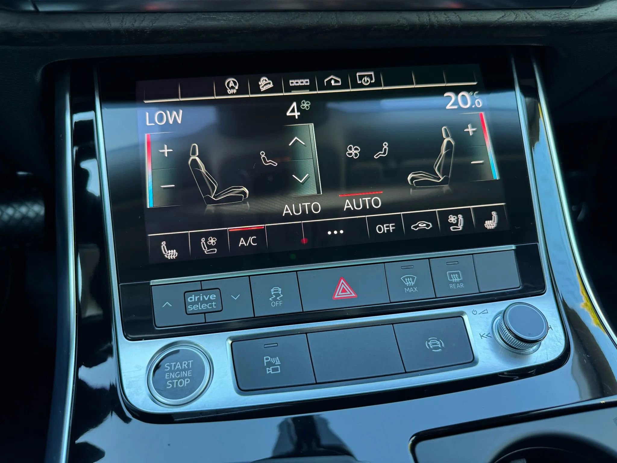 Used 2022 Audi Q8 Premium Plus w/ Premium Plus Package image 38