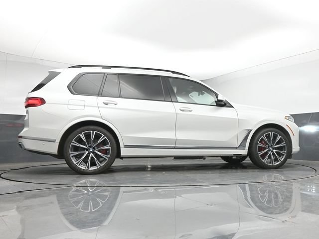 Used 2021 BMW X7 xDrive40i w/ Premium Package AWD/4WD image 17
