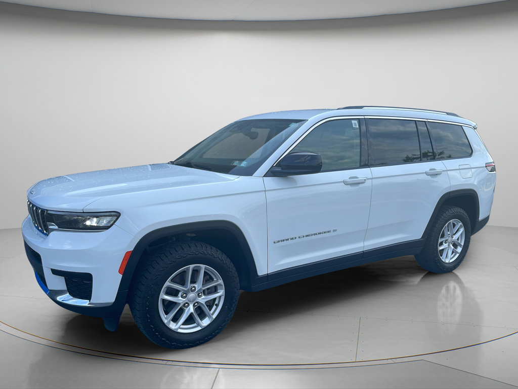 Used 2022 Jeep Grand Cherokee L Laredo w/ Luxury Tech Group I AWD/4WD image 5