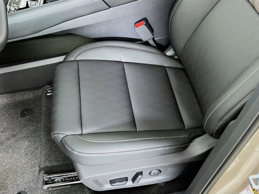 New 2026 Nissan Murano Platinum w/ Cargo Package image 17