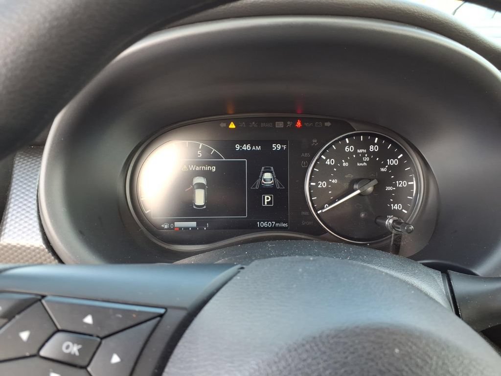 Certified 2024 Nissan Kicks SV w/ Interior Electronics Package FWD image 7