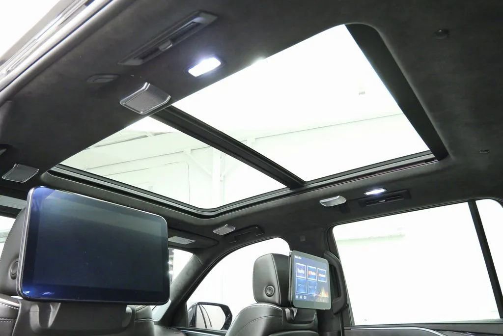 Used 2023 Cadillac Escalade V image 22