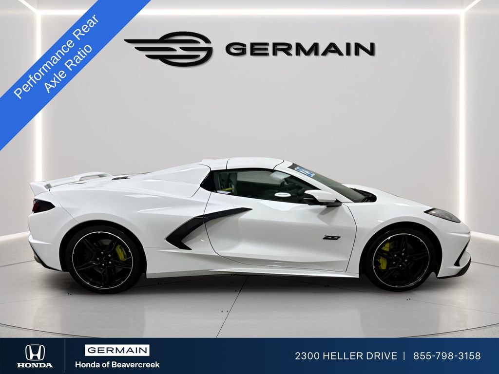 Used 2023 Chevrolet Corvette Stingray Premium Conv w/ Z51 Performance Package image 9