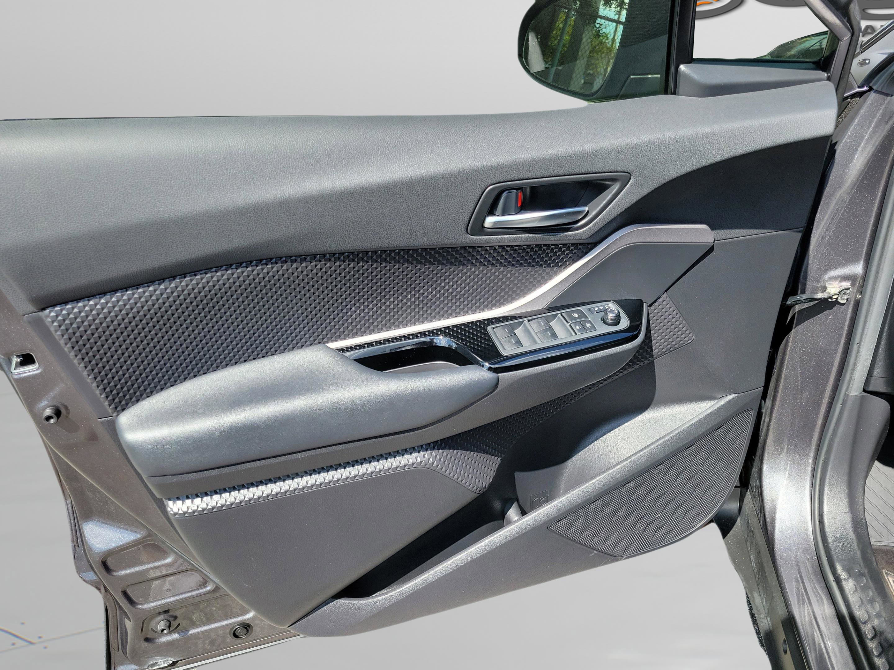 Used 2021 Toyota C-HR Nightshade image 26